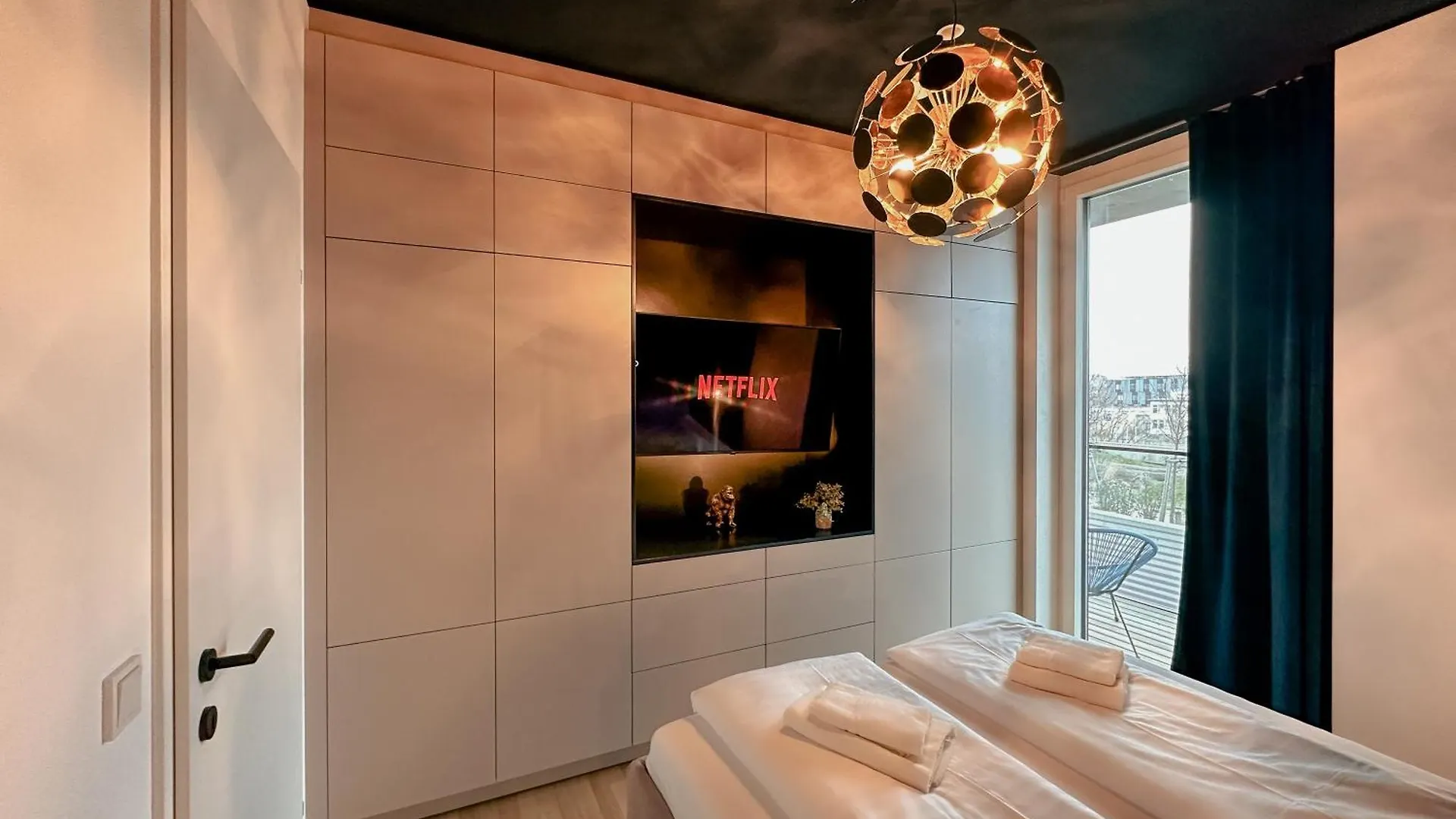 Apartment Kaiser Lodge - Rooftop Pool & Underground Car Park By Alpenluxus Appartements Austria