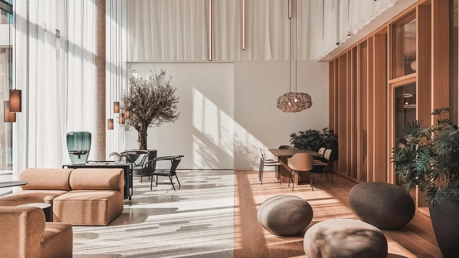 Kaiser Lodge - Rooftop Pool & Underground Car Park By Alpenluxus Appartements 0*, Vienna