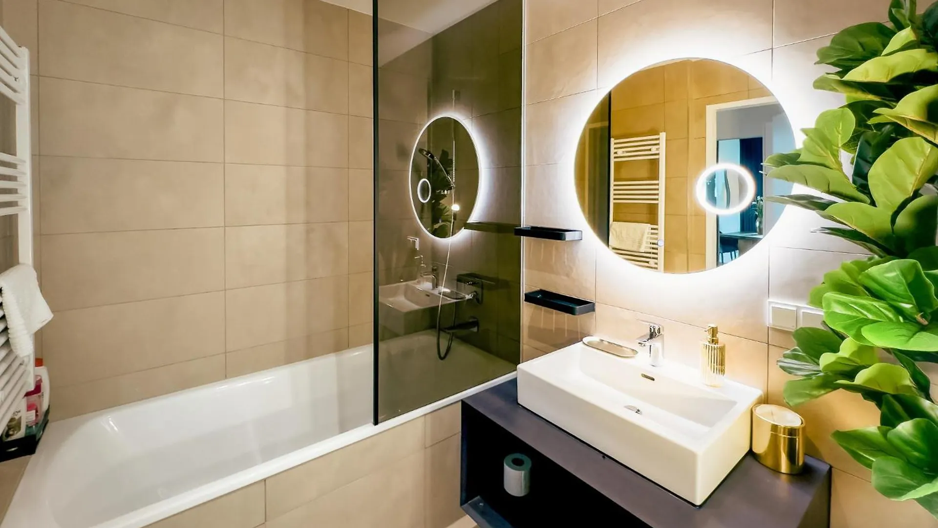 Apartment Kaiser Lodge by AlpenLuxus mit Pool&Tiefgaragenstellplatz